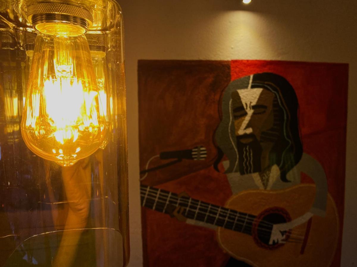 Mad Monkey Hostel And Lounge Procida Dış mekan fotoğraf